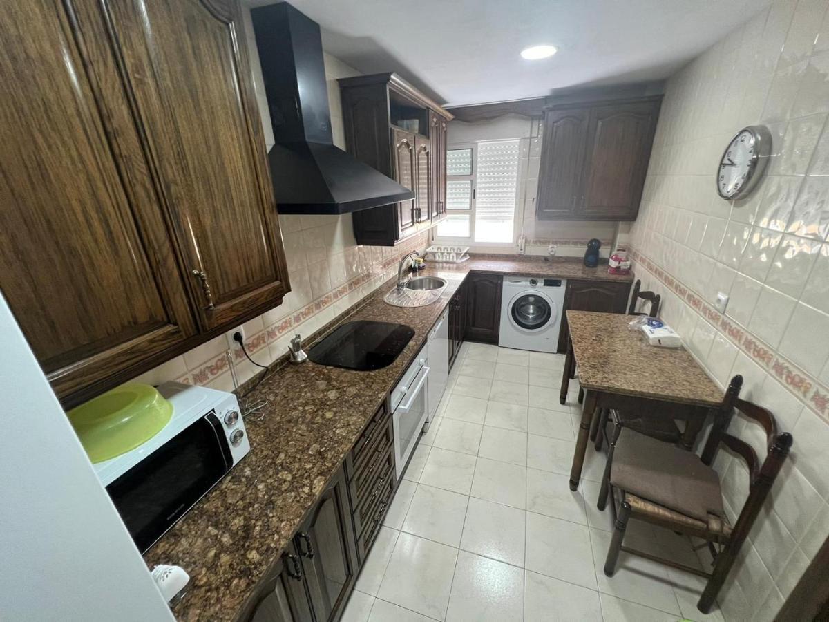 Piso En Calzada Duquesa Isabel Apartamento Sanlúcar de Barrameda Exterior foto